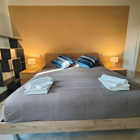 Volaterrae Deluxe Loft With Garden Apartment โวลแตร์รา ภายนอก รูปภาพ