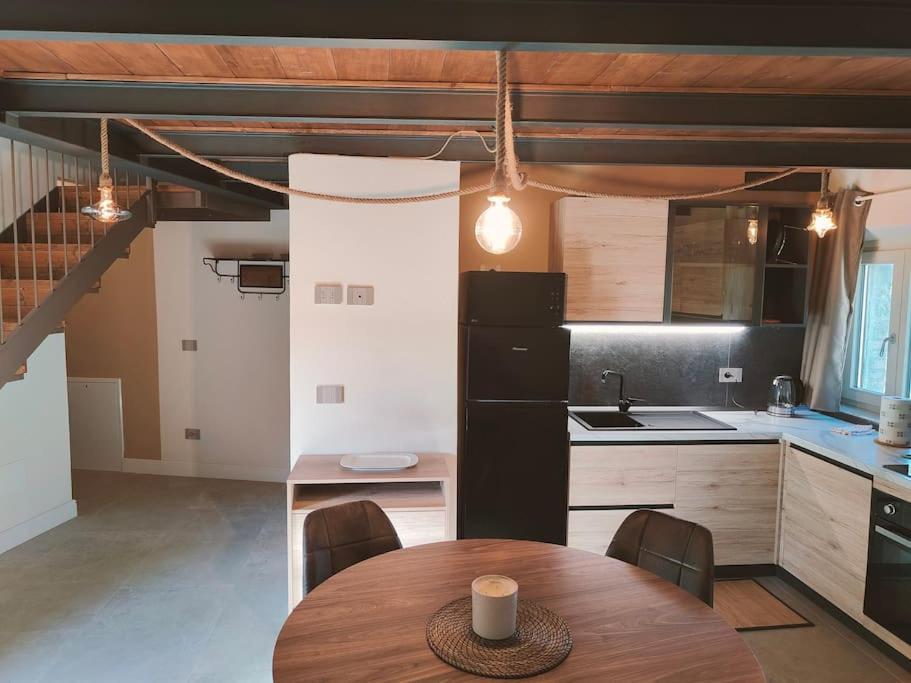 Volaterrae Deluxe Loft With Garden Apartment โวลแตร์รา ภายนอก รูปภาพ